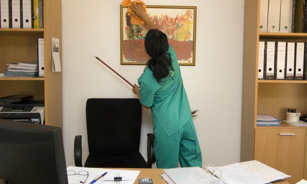 Beneficios de hacer la limpieza en casa con nosotros